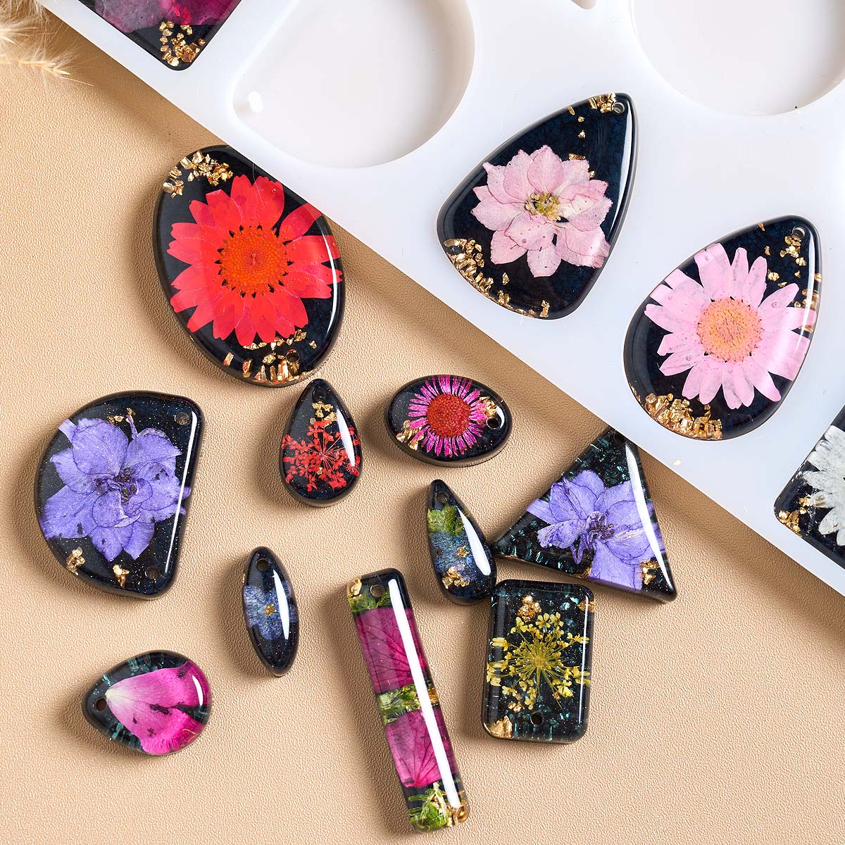 Time Stone Pendant Silicone Mo - Art Craft Show のレビューと価格