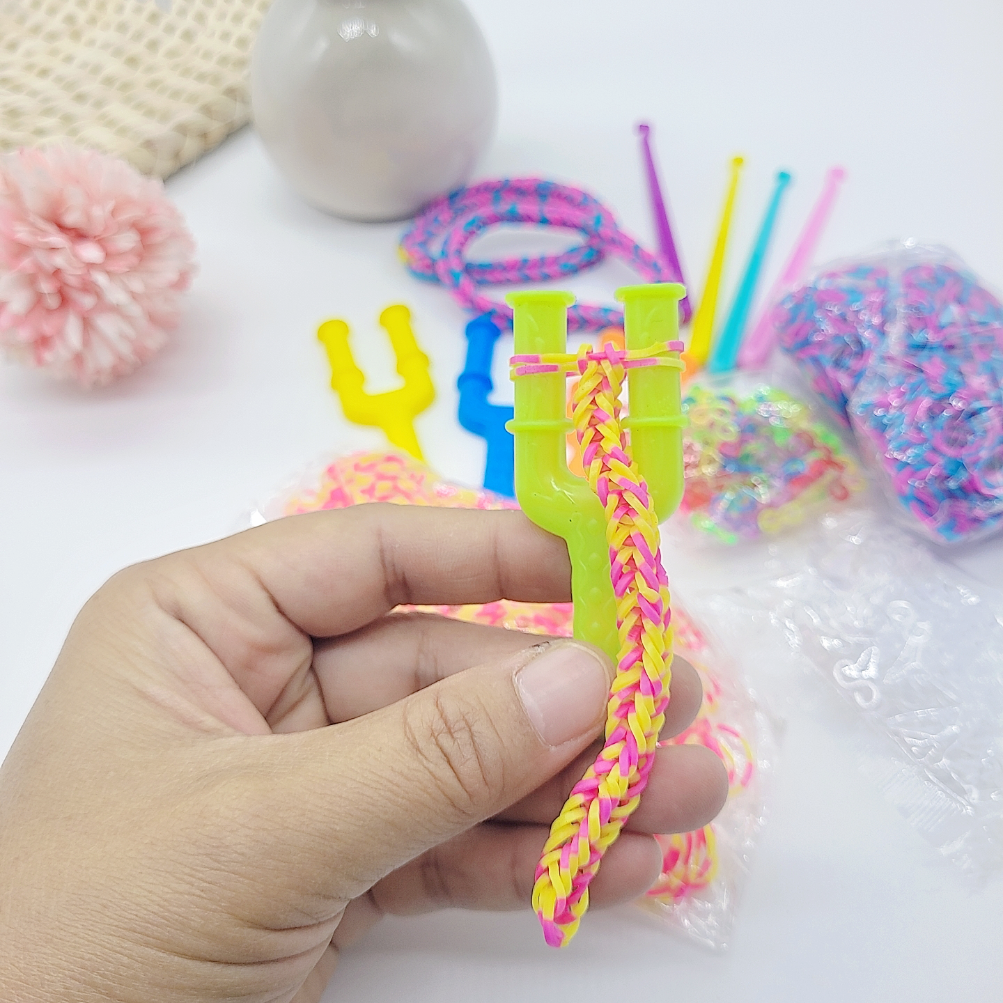Friendship Bracelet Set, Inclu - Art Craft Ideas のレビューと価格