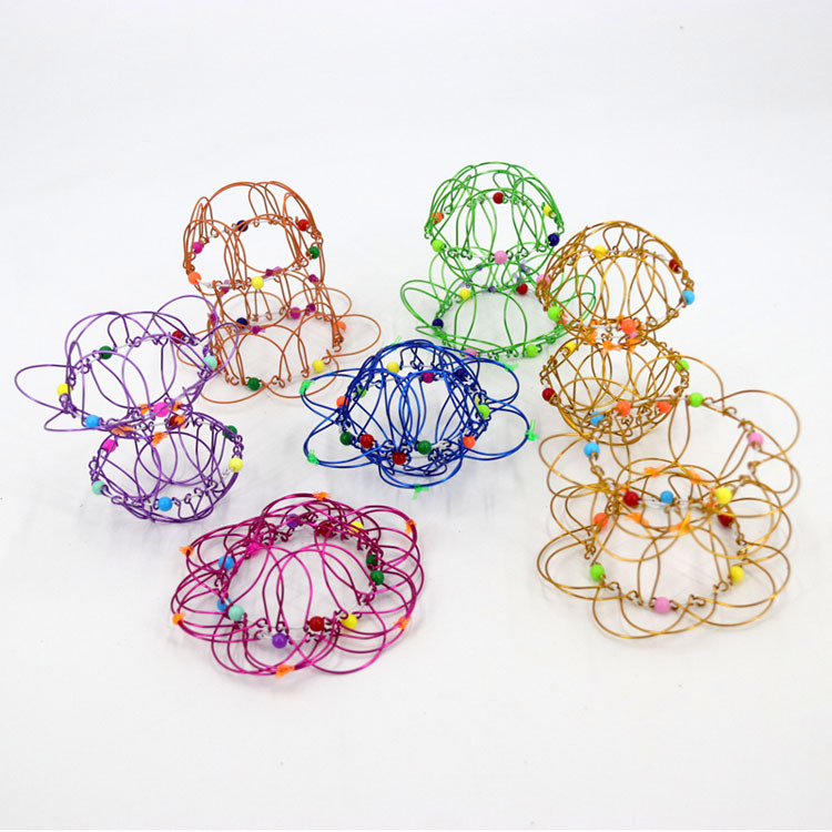Transformable Iron Palm Toy  3 - Art Craft For Kindergarten のレビューと価格